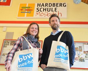 Hardbergschule und BBW passen gut zusammen, finden Schulleiter Simon Pfeiffer und Kooperationslehrerin Judith von Dahl.